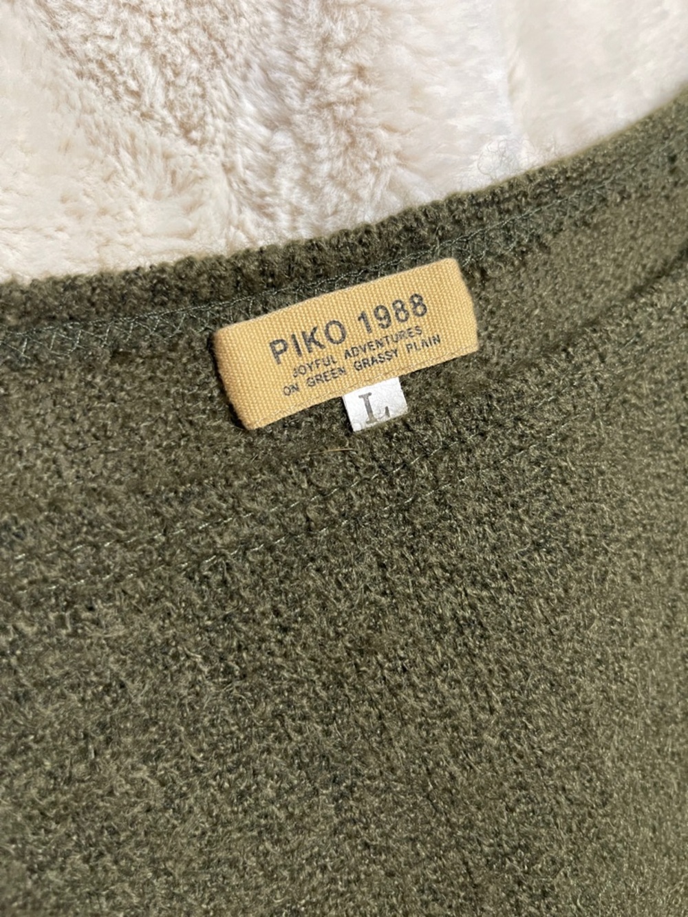 Piko 1988 Olive Scoop Neck Lightweight Sweater